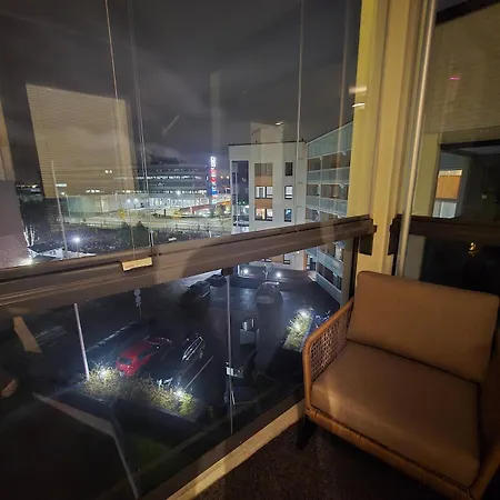 Daire In The Center Of *